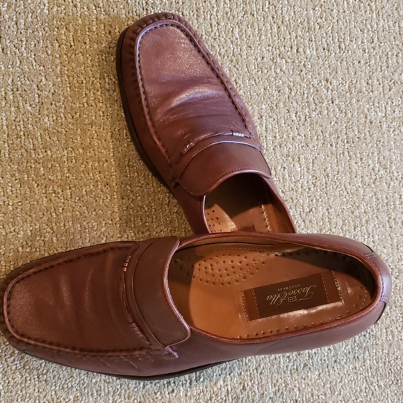 Men's Tasso Elba size 9 brown leather loafers - Picture 1 of 2